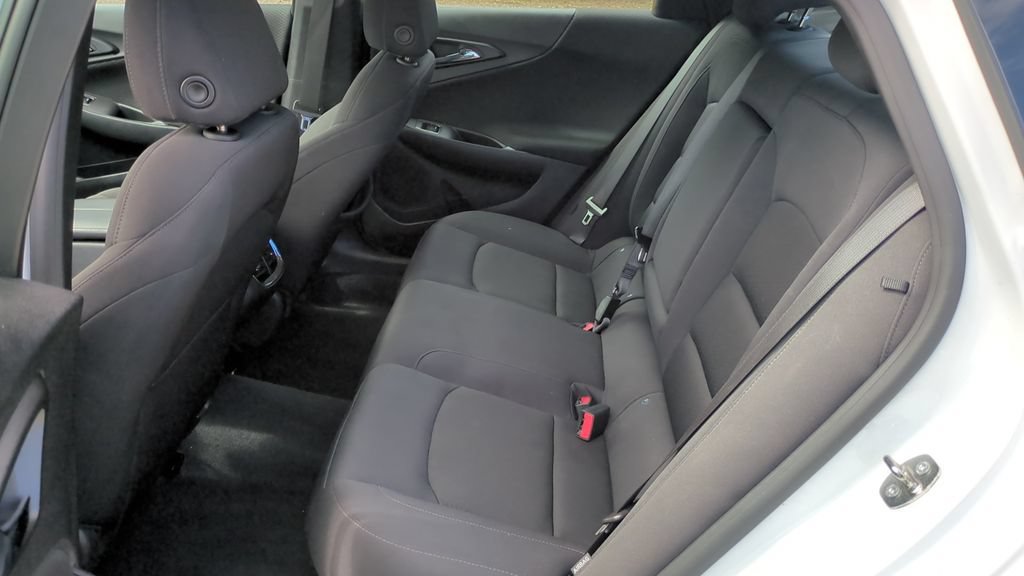 Used 2024 Chevrolet Malibu LT FWD image 14
