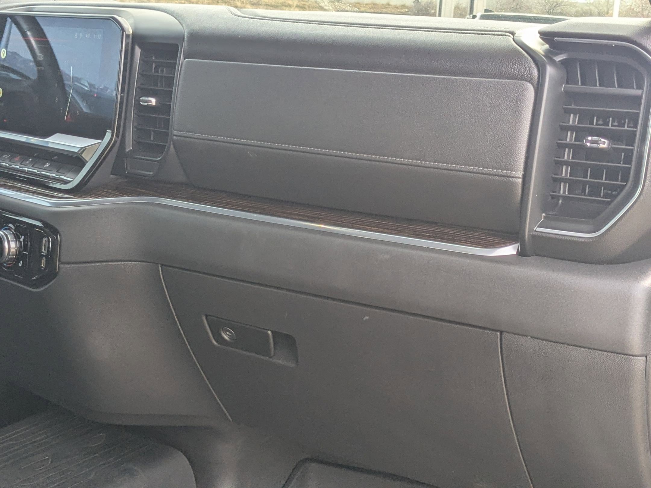 Used 2022 GMC Sierra 1500 Elevation w/ LPO, Elevation Black Package image 21