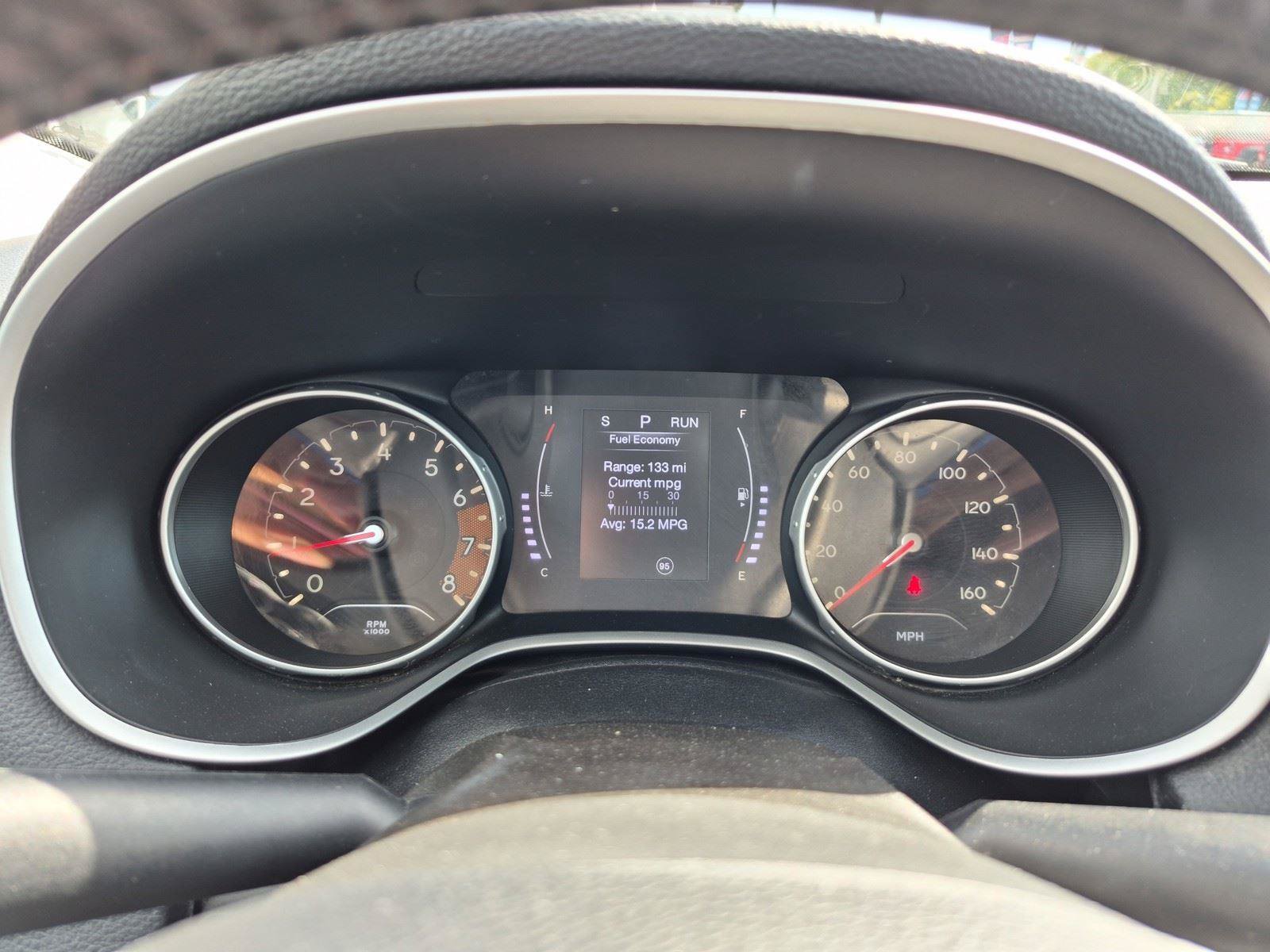 Used 2019 Jeep Compass Latitude FWD image 27