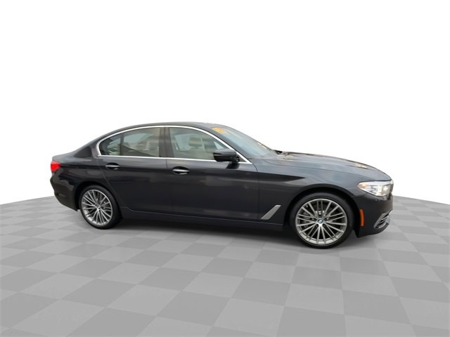 Used 2018 BMW 540i xDrive image 9