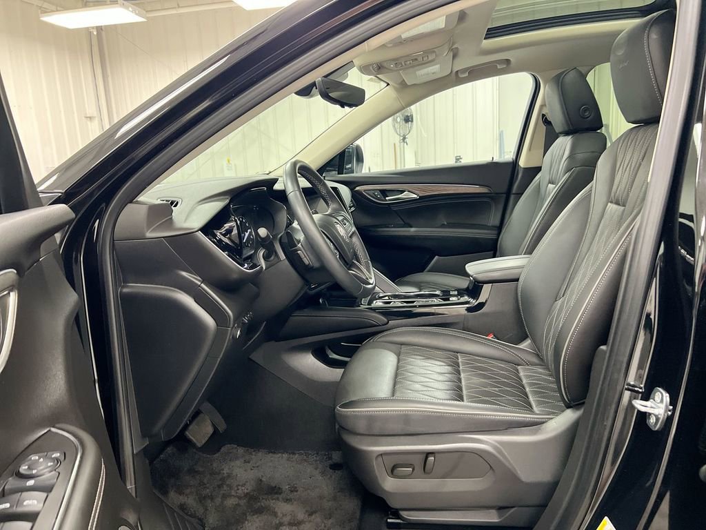 Used 2023 Buick Envision Avenir AWD/4WD image 21