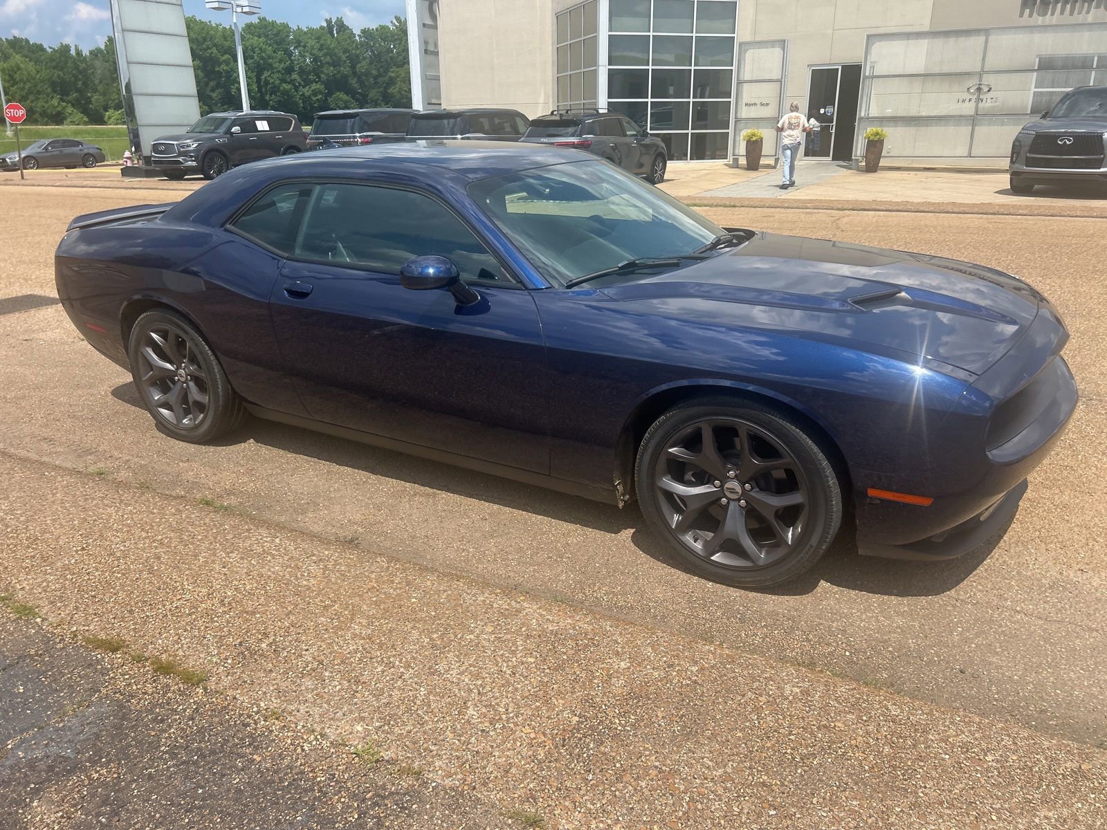 Used 2017 Dodge Challenger SXT w/ Sound Group RWD image 7