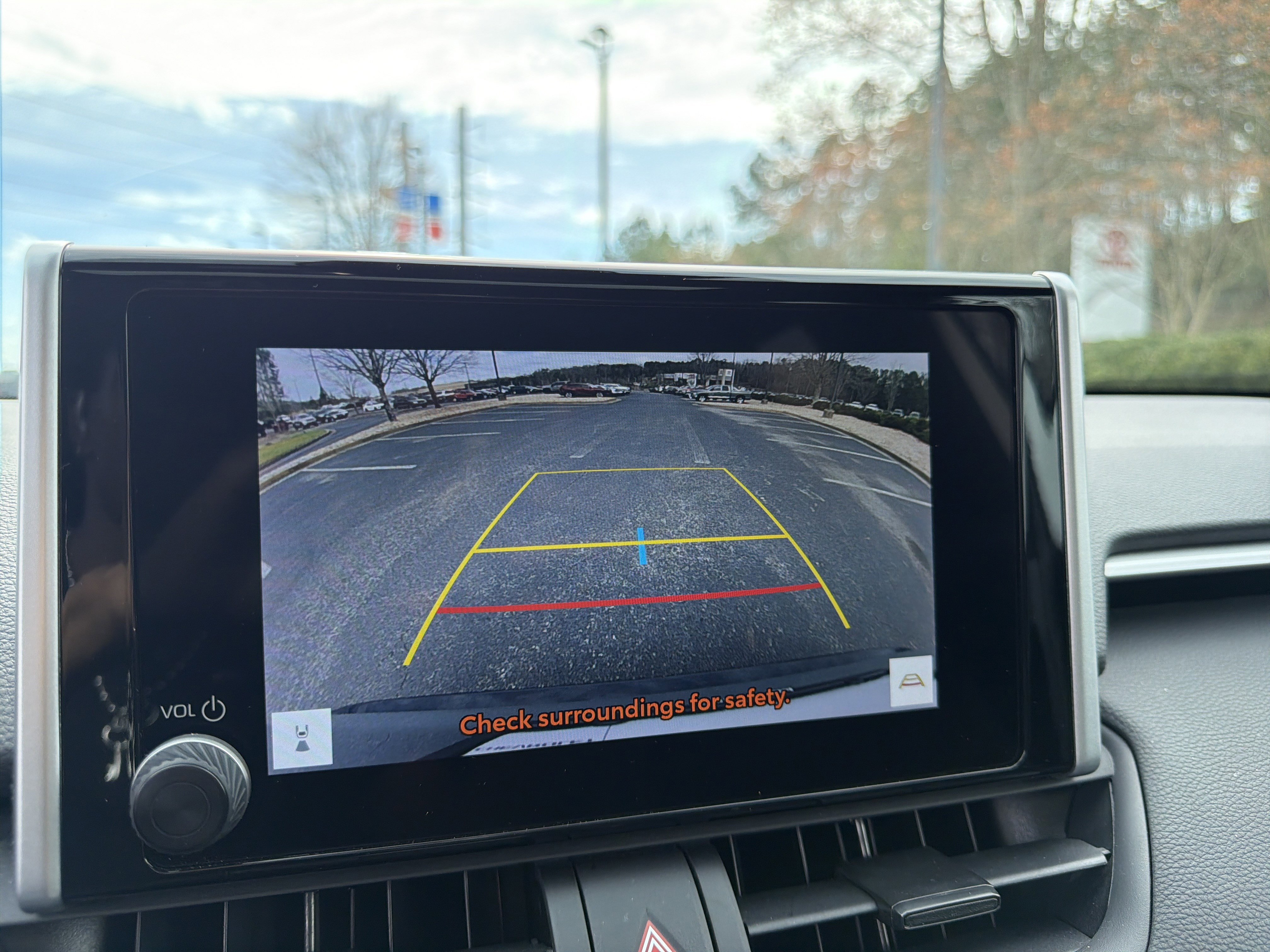 Used 2024 Toyota RAV4 SE w/ Convenience Package AWD/4WD image 28