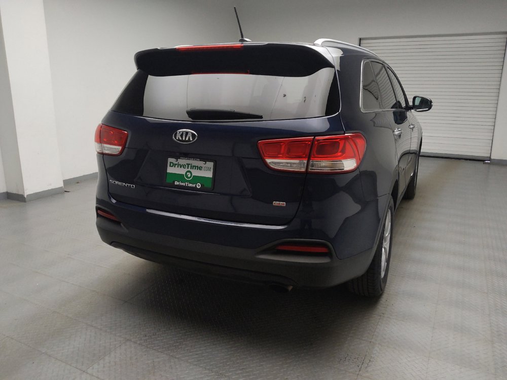 Used 2017 Kia Sorento AWD image 7