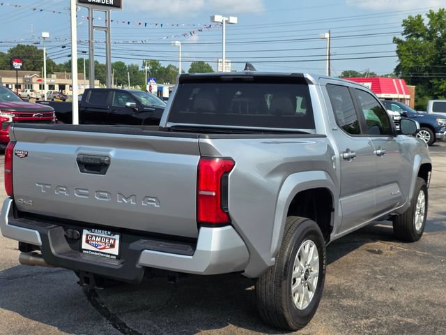 Used 2024 Toyota Tacoma SR5 AWD/4WD image 13