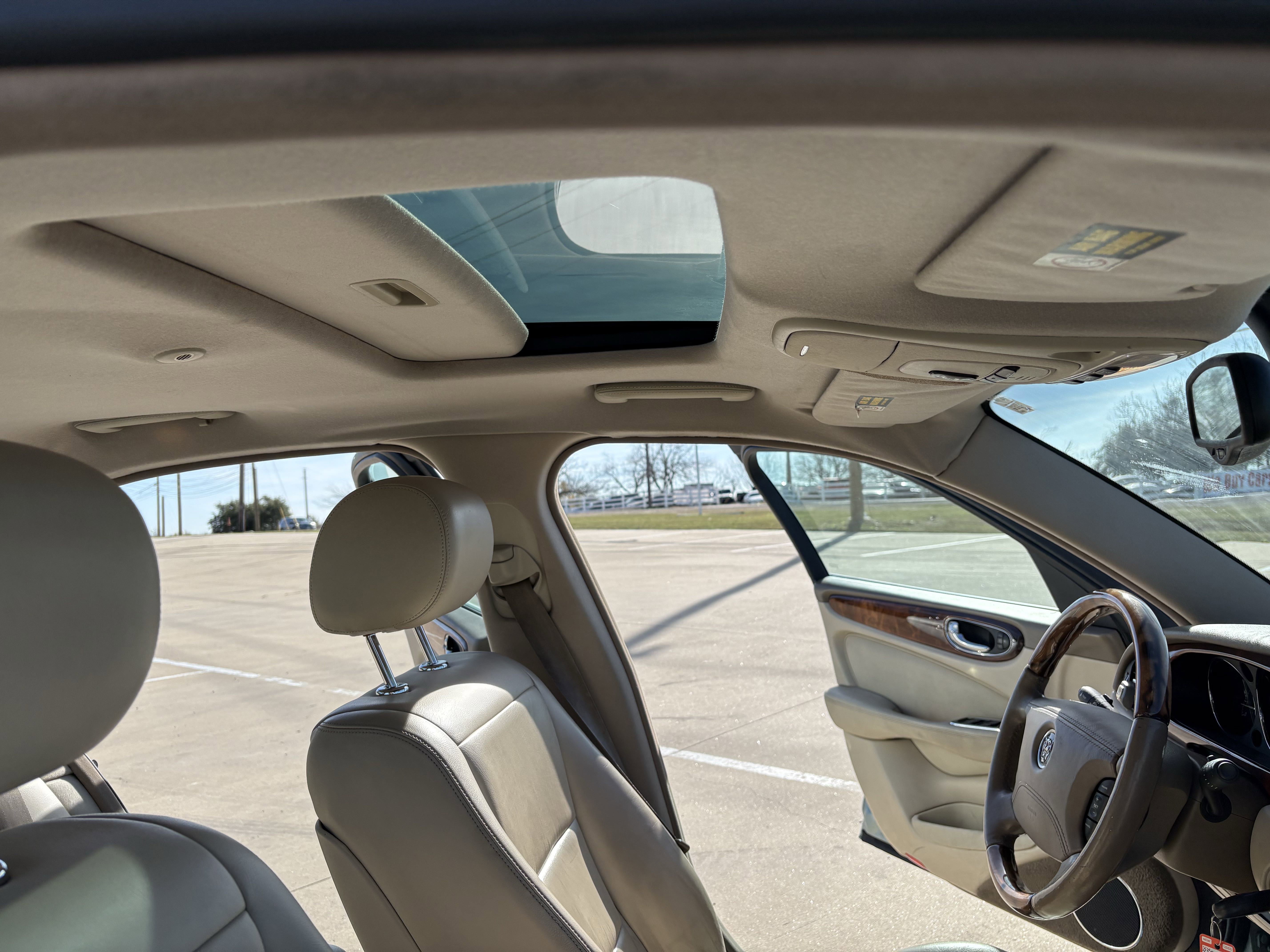 Used 2004 Jaguar XJ8 XJ8 image 16