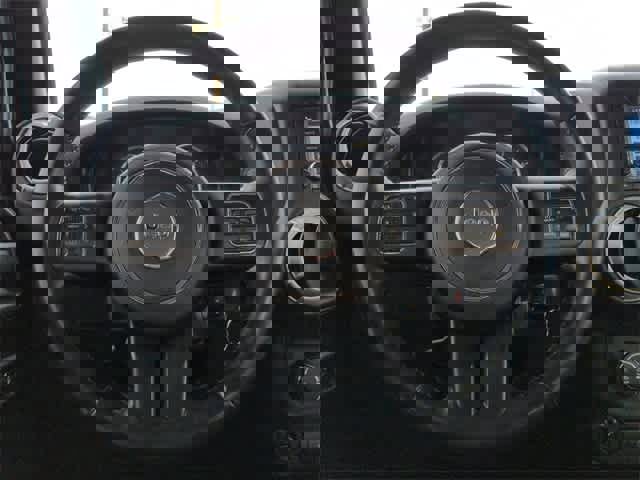 Used 2016 Jeep Wrangler Unlimited Sahara w/ Connectivity Group image 23