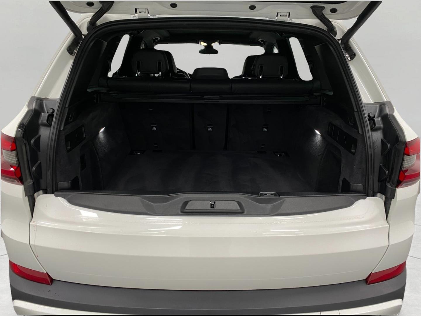 Certified 2022 BMW X5 xDrive40i image 5