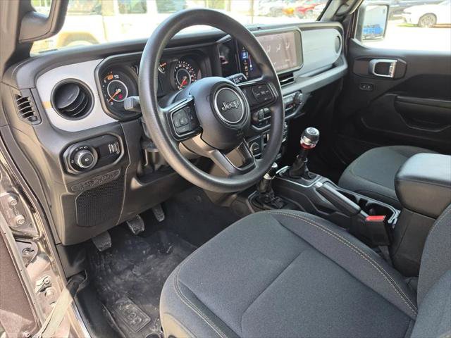 Certified 2025 Jeep Wrangler Sport AWD/4WD image 11