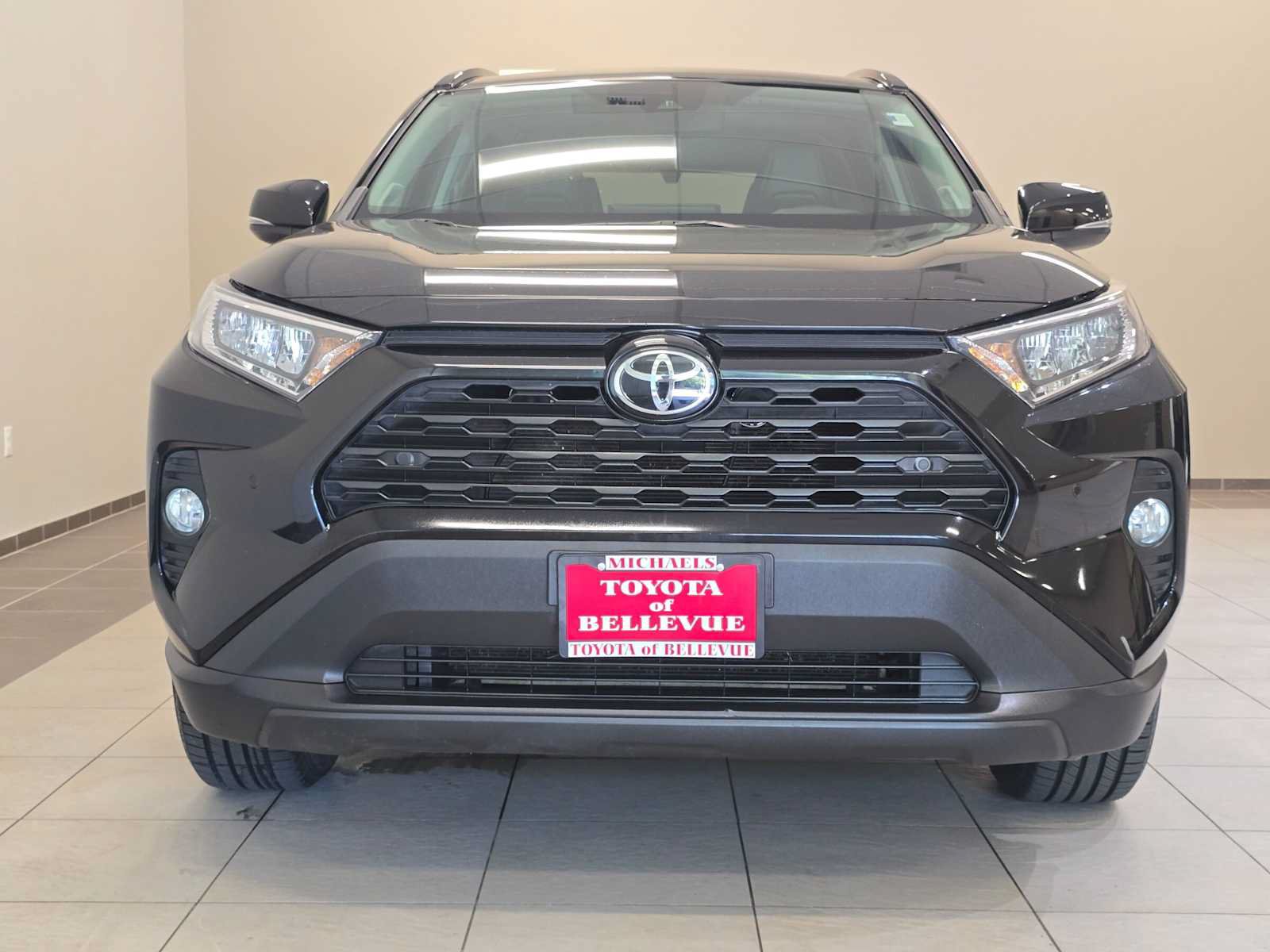 Certified 2021 Toyota RAV4 XLE Premium AWD/4WD image 6