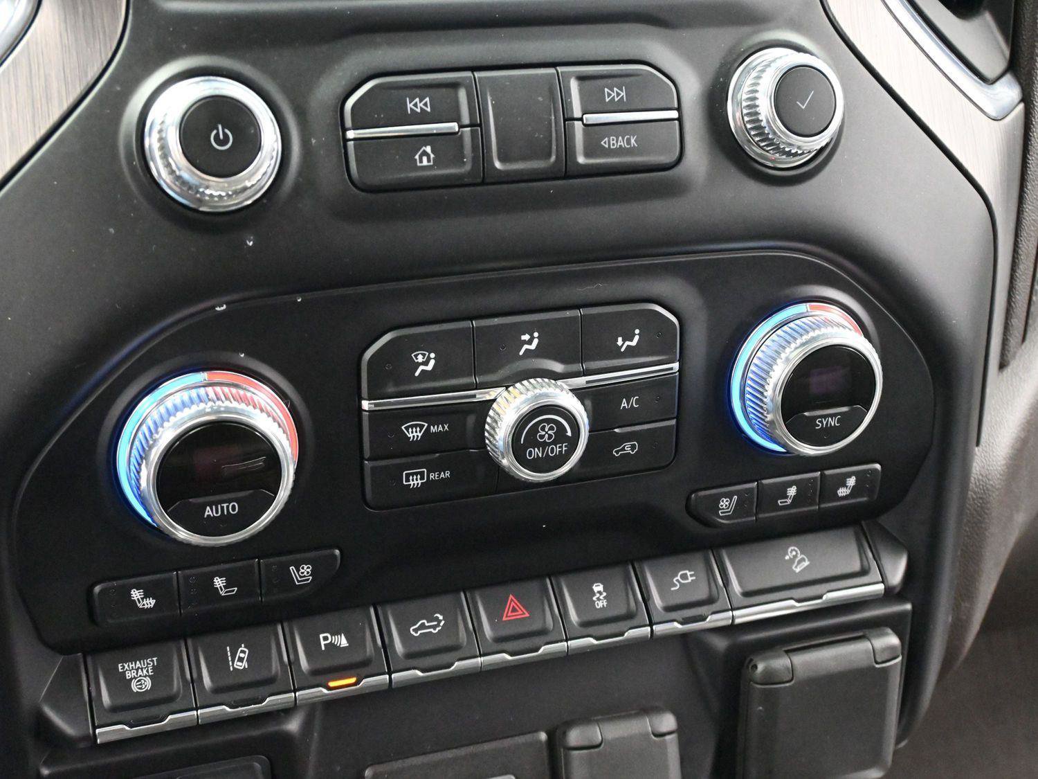 Used 2020 GMC Sierra 2500 Denali w/ Denali Ultimate Package image 22