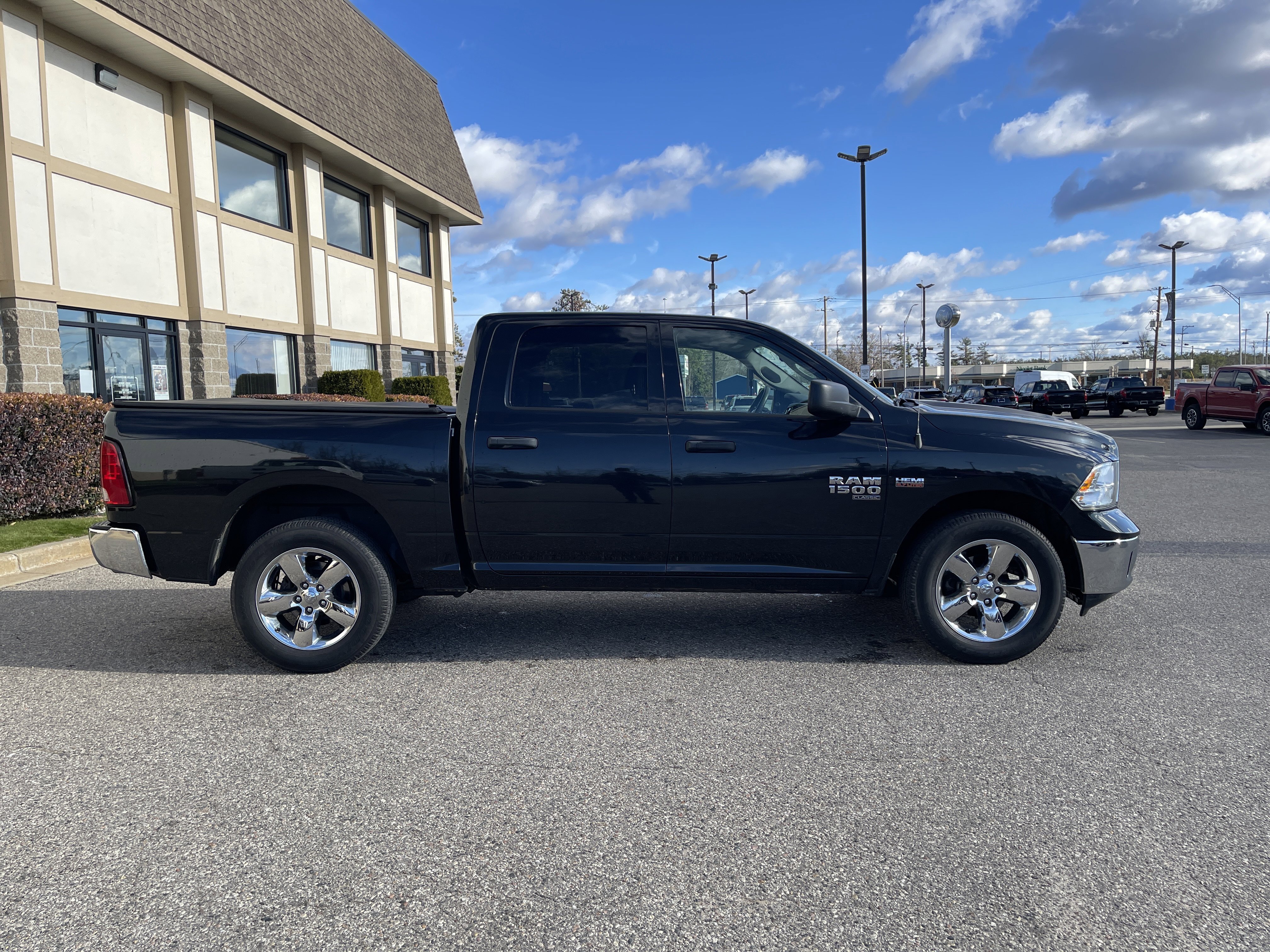 Used 2019 RAM 1500 ST w/ SXT Plus Group image 2