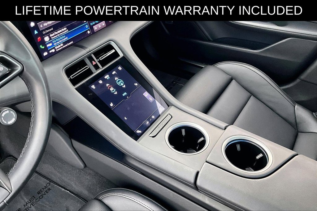 Used 2025 Porsche Taycan RWD image 17