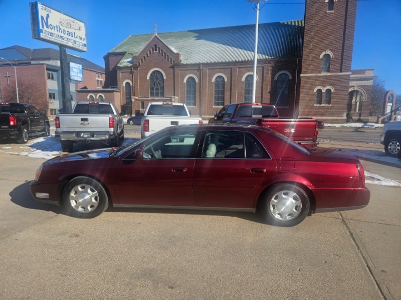 Used 2001 Cadillac De Ville w/ Comfort/Convenience Pkg image 1