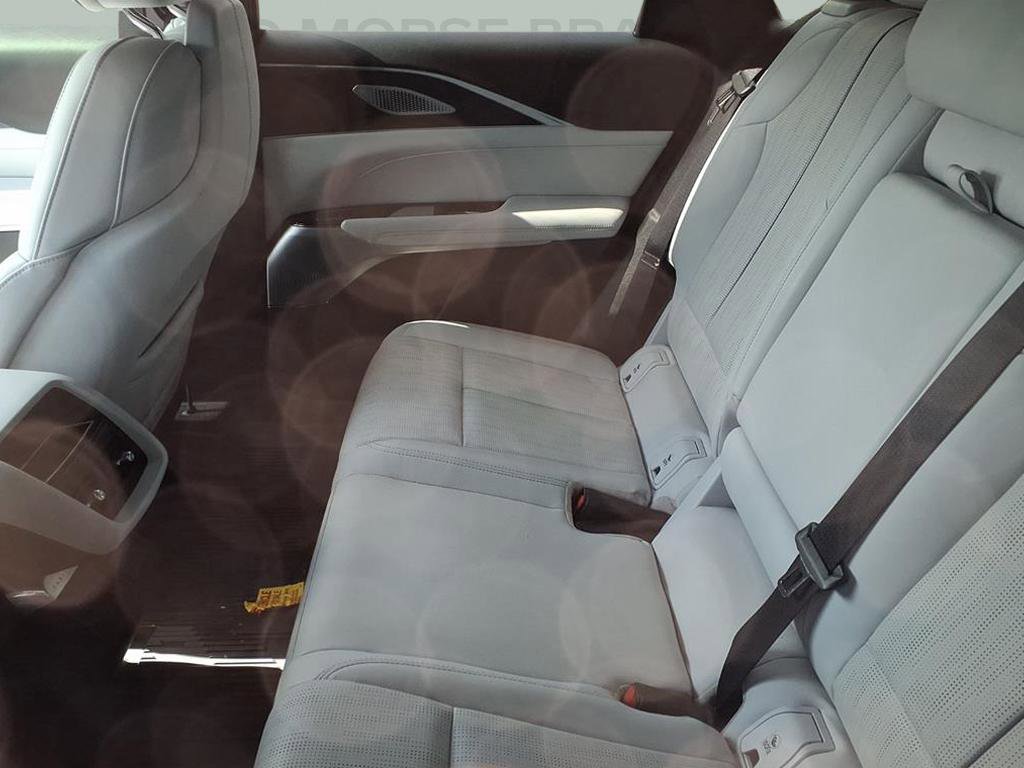 Certified 2024 Cadillac Lyriq Sport image 8