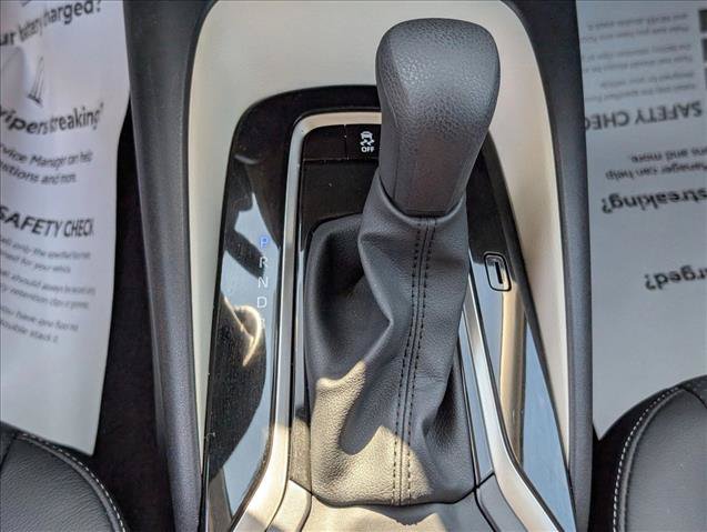 Certified 2025 Toyota Corolla LE FWD image 12