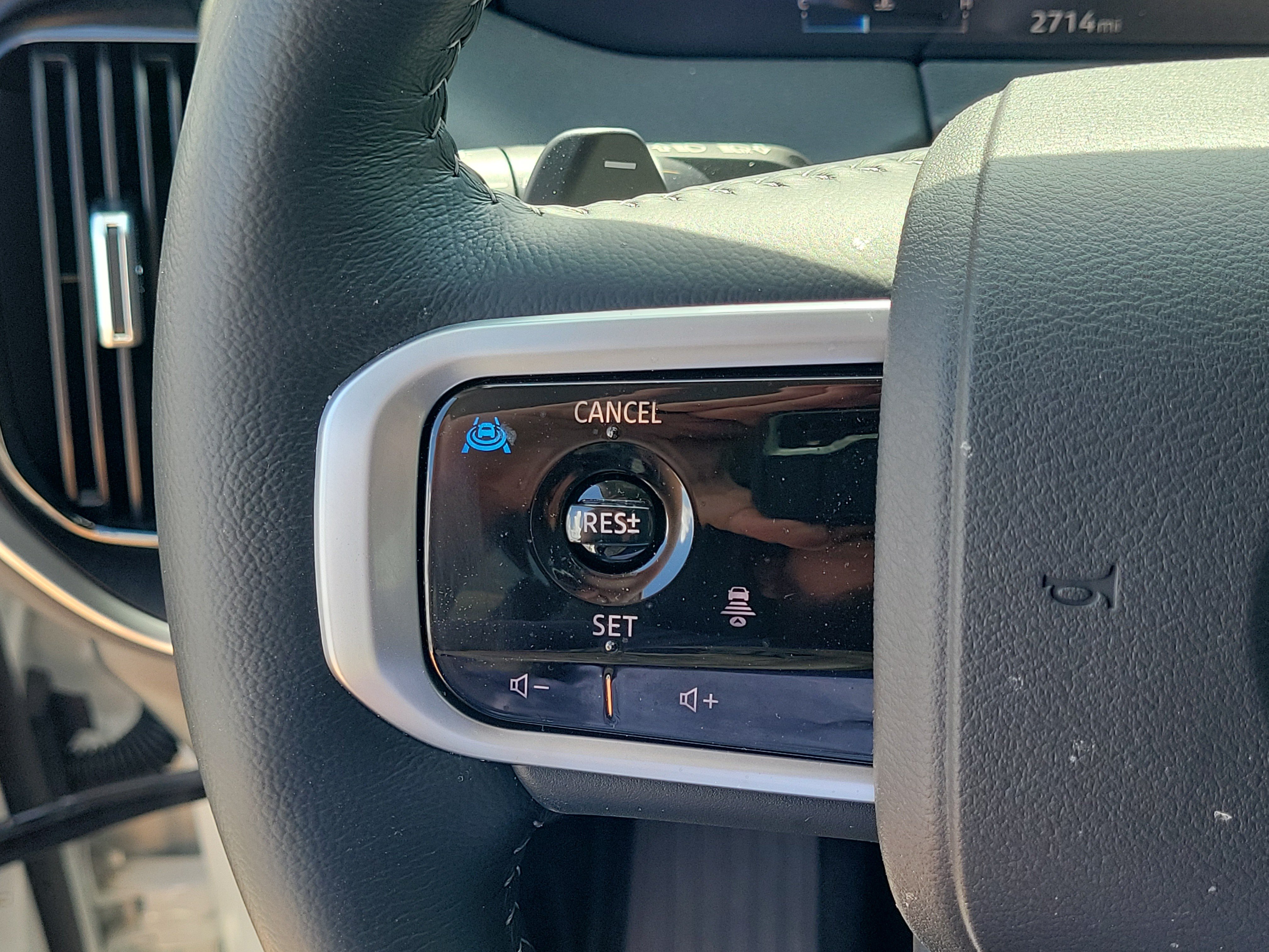 Certified 2025 Nissan Armada SV AWD/4WD image 18