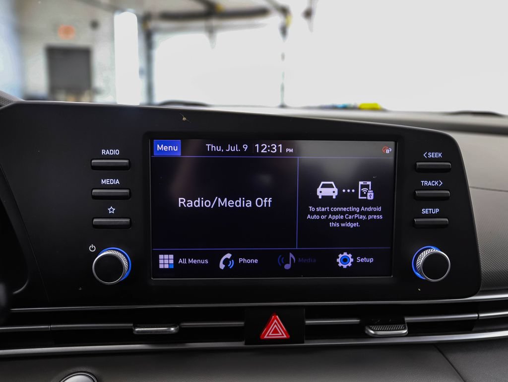 Used 2023 Hyundai Elantra SEL FWD image 15