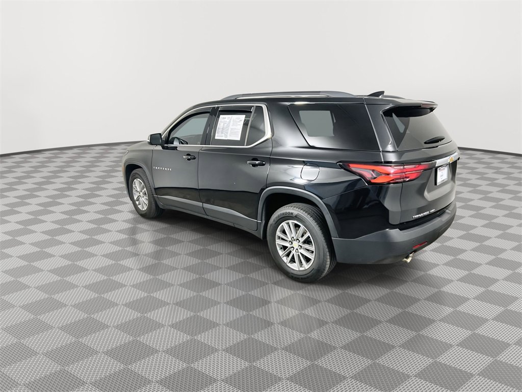 Used 2022 Chevrolet Traverse LT image 6