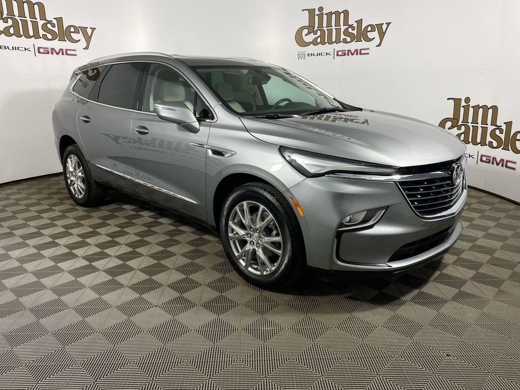 Used 2023 Buick Enclave Essence w/ Experience Buick Package image 1