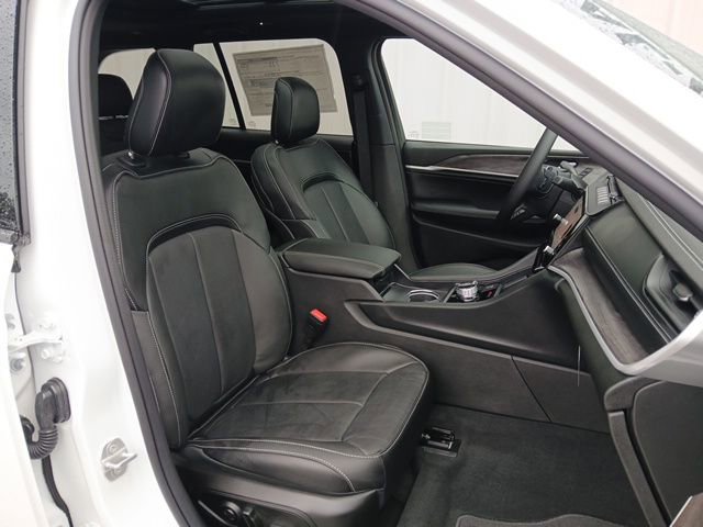 New 2026 Jeep Grand Cherokee Limited AWD/4WD image 29