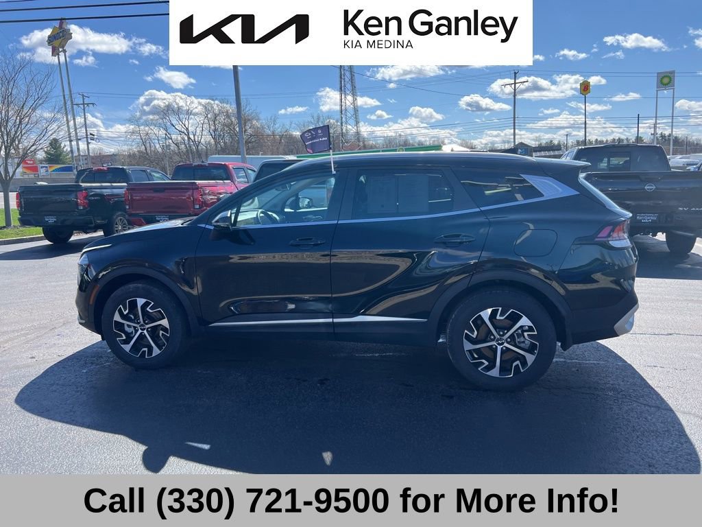 Certified 2025 Kia Sportage EX image 16