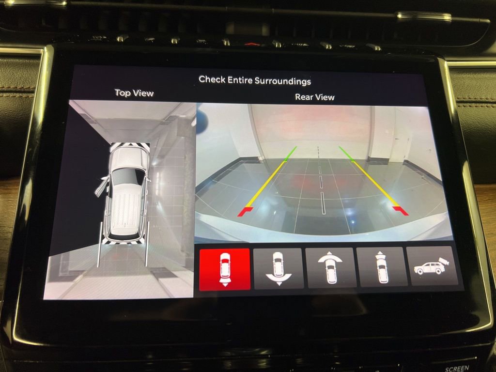 Used 2023 Jeep Grand Cherokee L Summit w/ High Altitude Package image 12