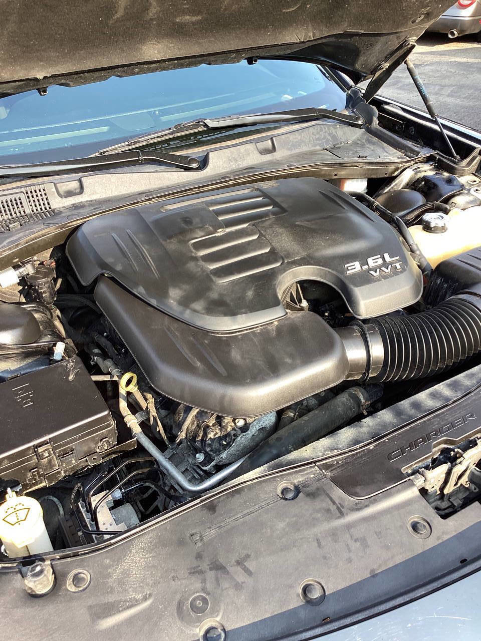 Used 2019 Dodge Charger SXT image 28