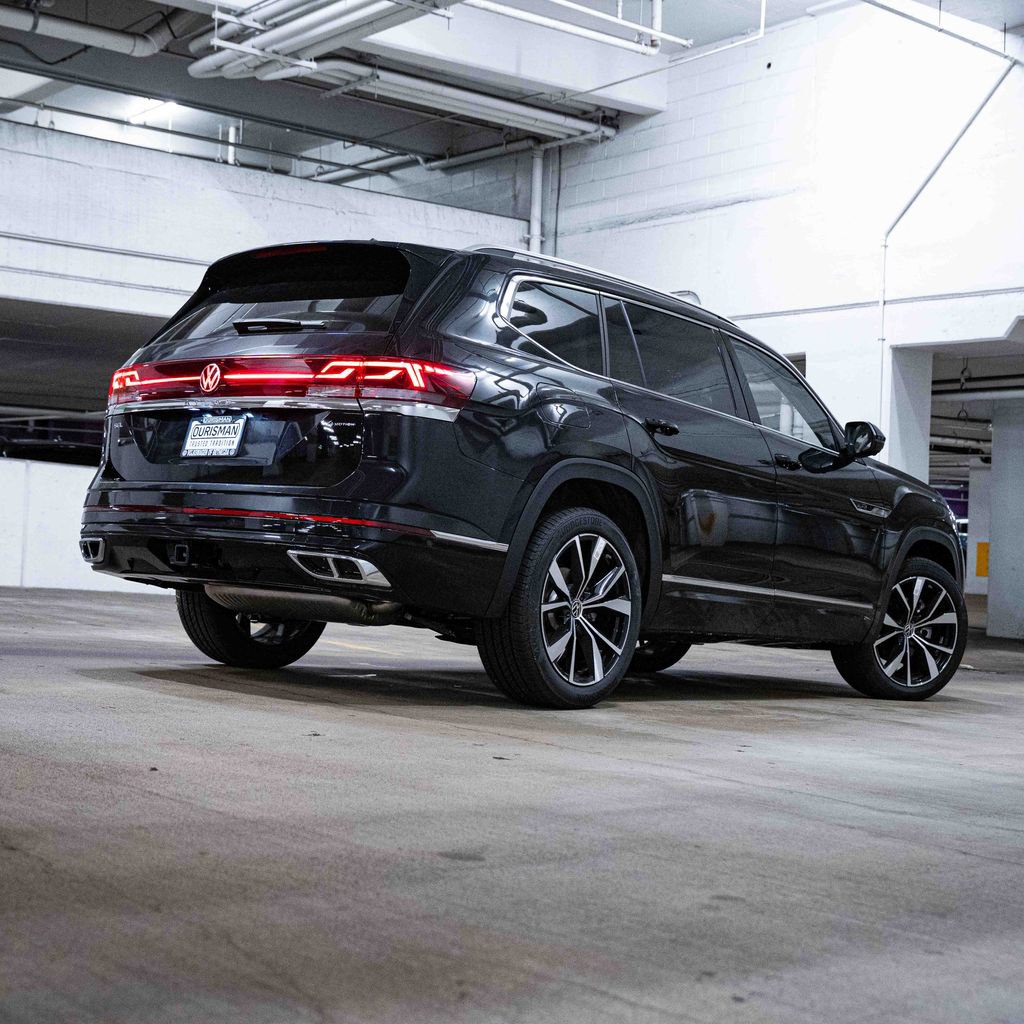 New 2026 Volkswagen Atlas SEL Premium R-Line AWD/4WD image 6