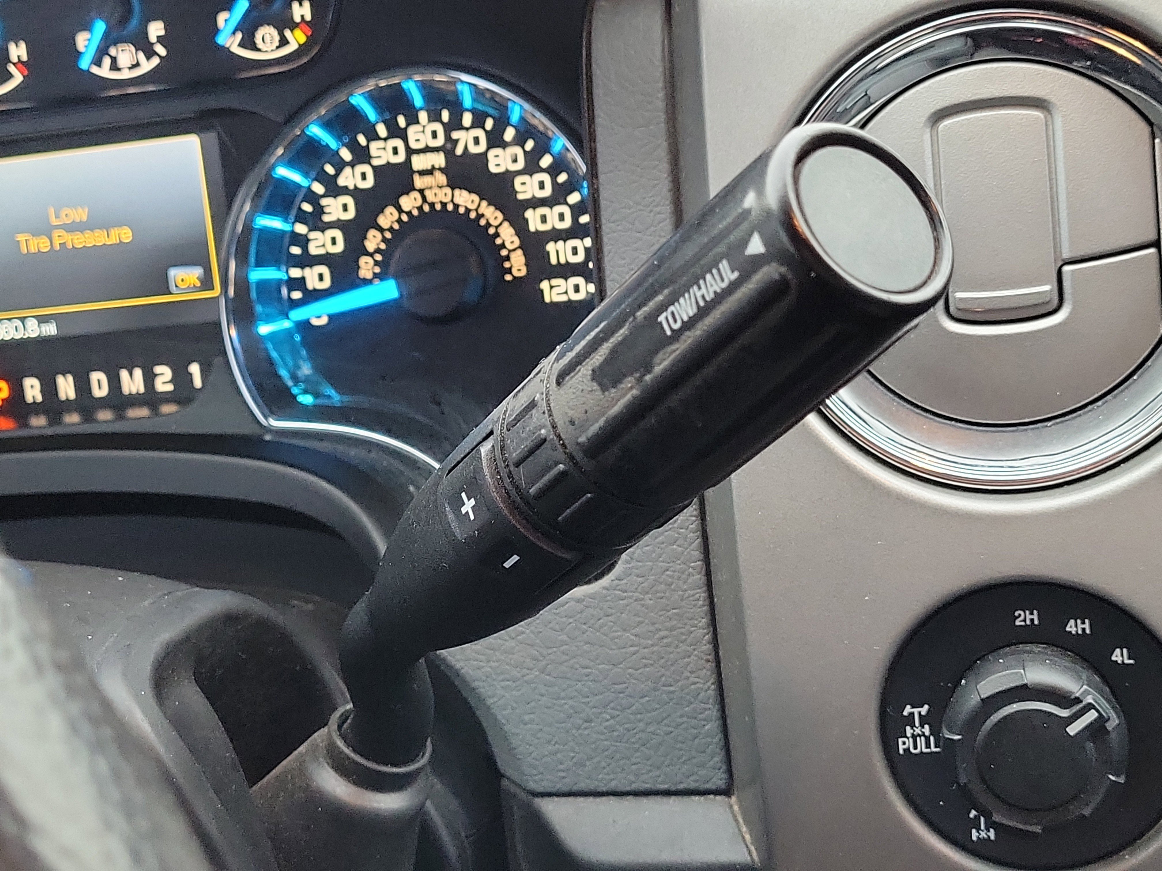 Used 2012 Ford F150 XLT w/ XLT Chrome Pkg image 31