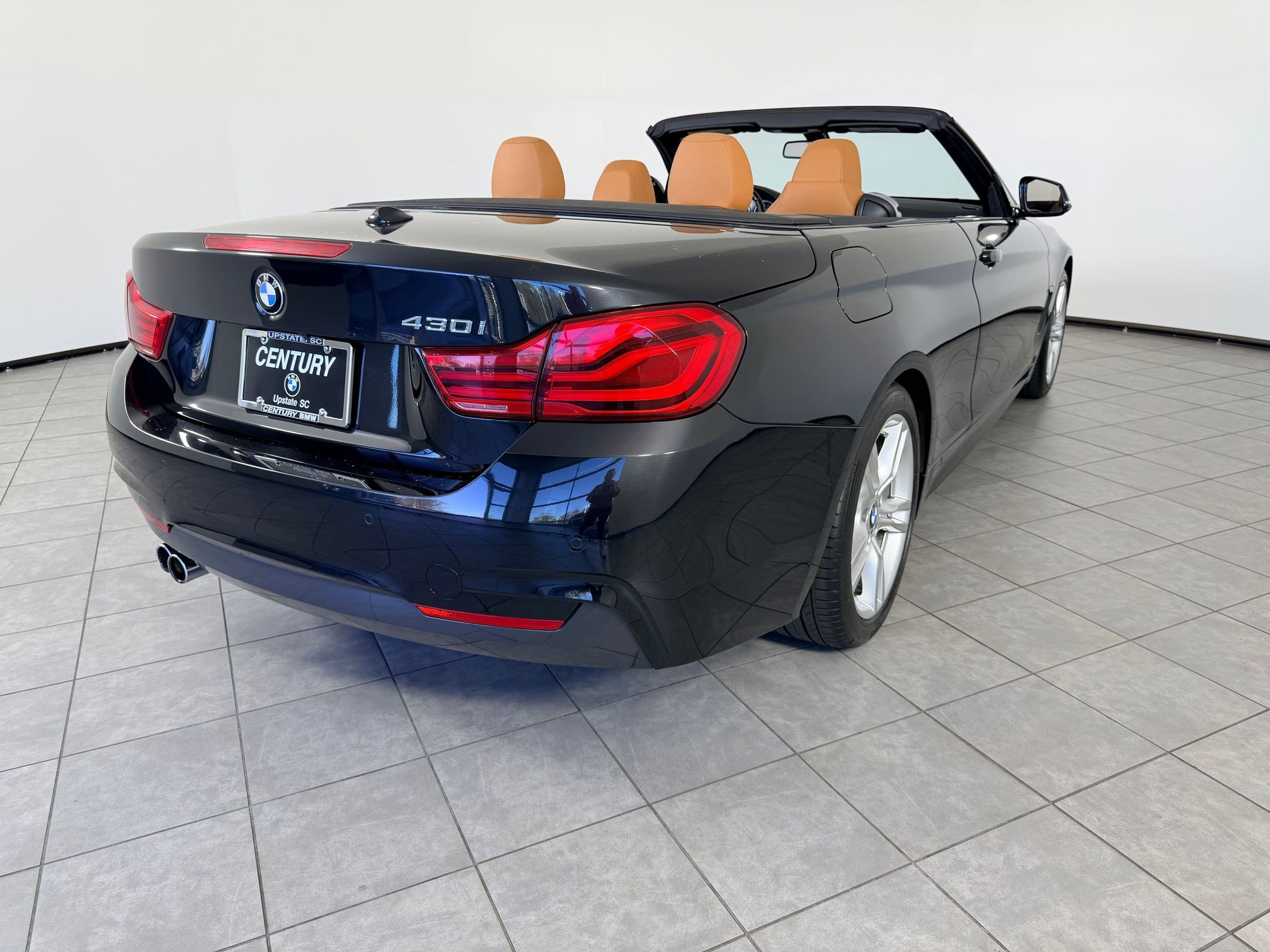 Used 2019 BMW 430i Convertible w/ M Sport Package image 9