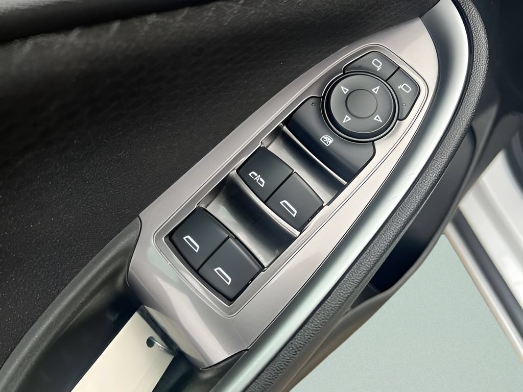 Used 2024 Chevrolet Malibu LT FWD image 12