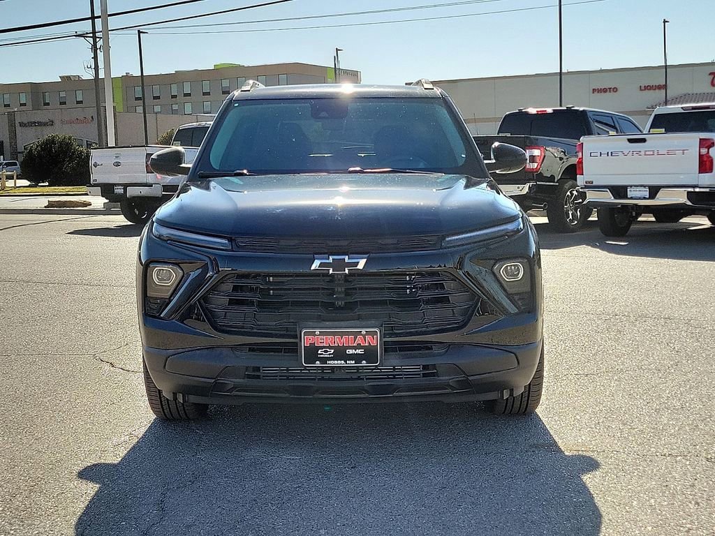 New 2026 Chevrolet TrailBlazer LT w/ Midnight Edition FWD image 3