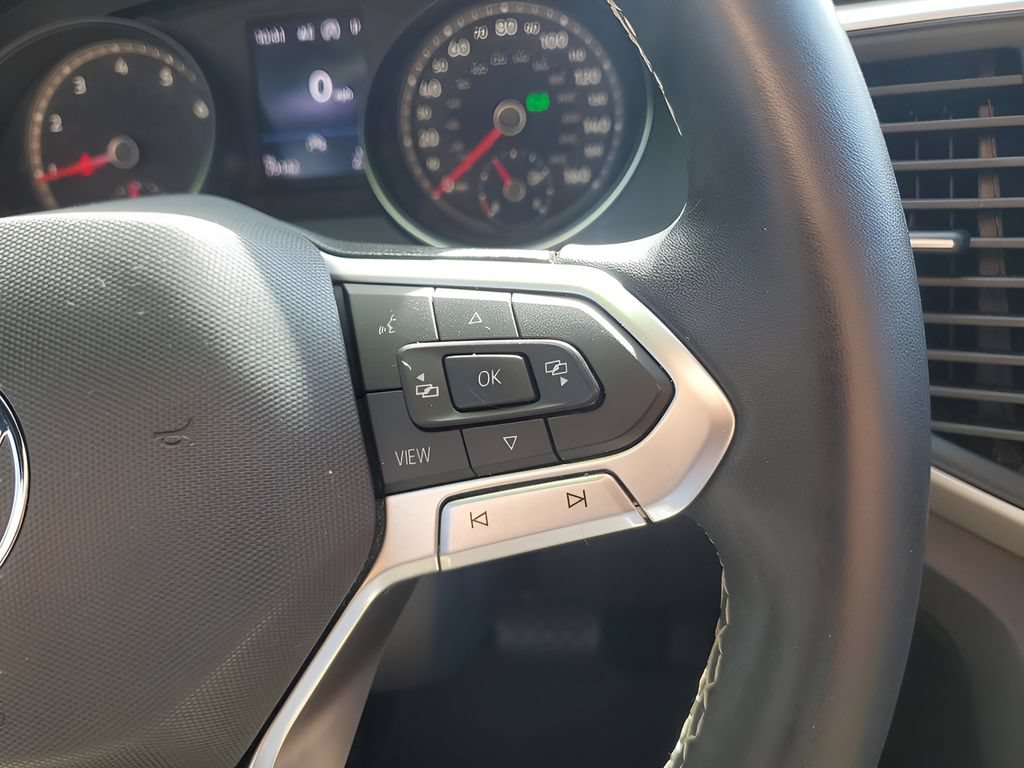 Used 2021 Volkswagen Atlas Cross Sport SE FWD image 20