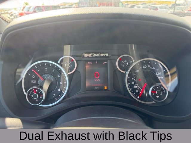 New 2026 RAM 1500 4x4 Crew Cab image 31