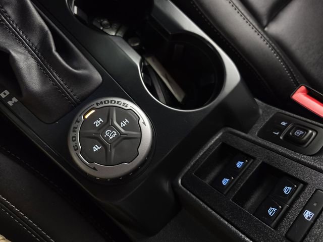 Used 2025 Ford Bronco Big Bend image 17