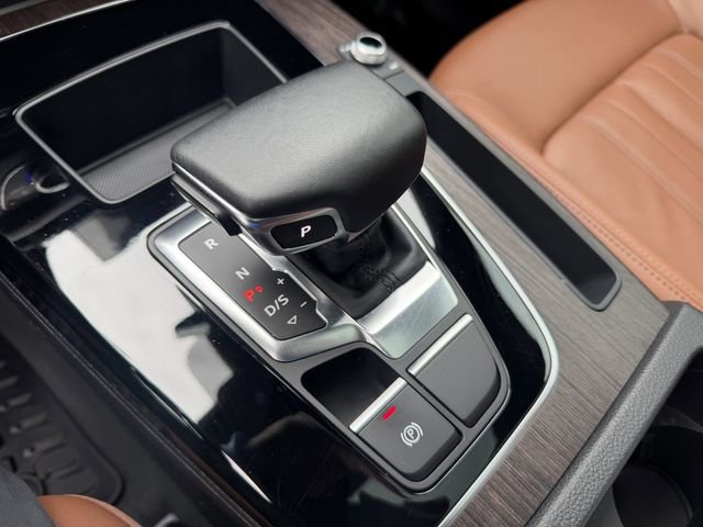 Used 2022 Audi Q5 2.0T Premium AWD/4WD image 17