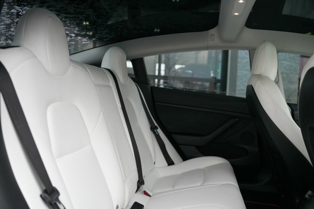 Used 2021 Tesla Model 3 Performance image 41