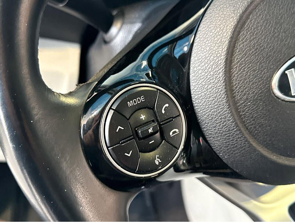 Used 2021 Kia Soul EX FWD image 19