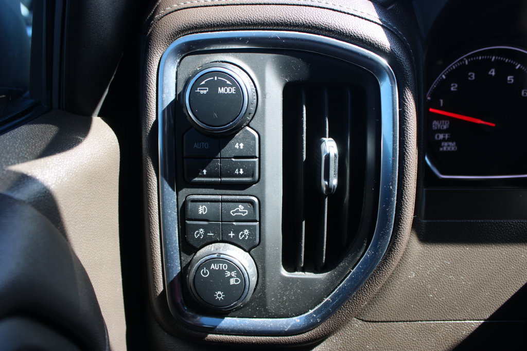 Used 2020 Chevrolet Silverado 1500 RST w/ All-Star Edition AWD/4WD image 29