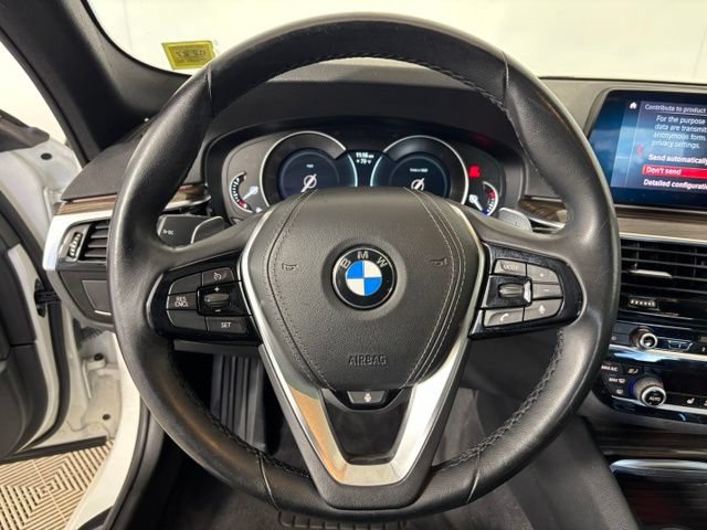 Used 2019 BMW 530i xDrive AWD/4WD image 11