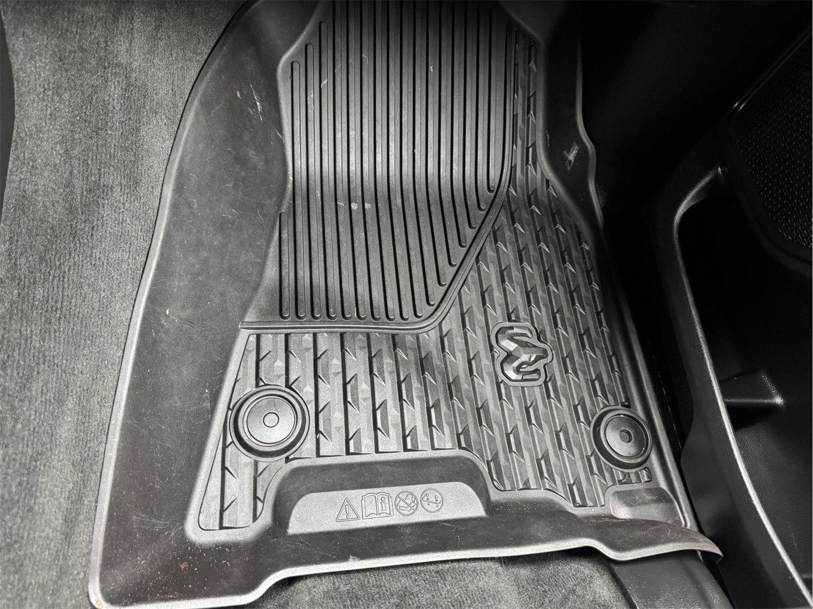 Used 2021 RAM 1500 Big Horn w/ Built-to-serve Edition image 32