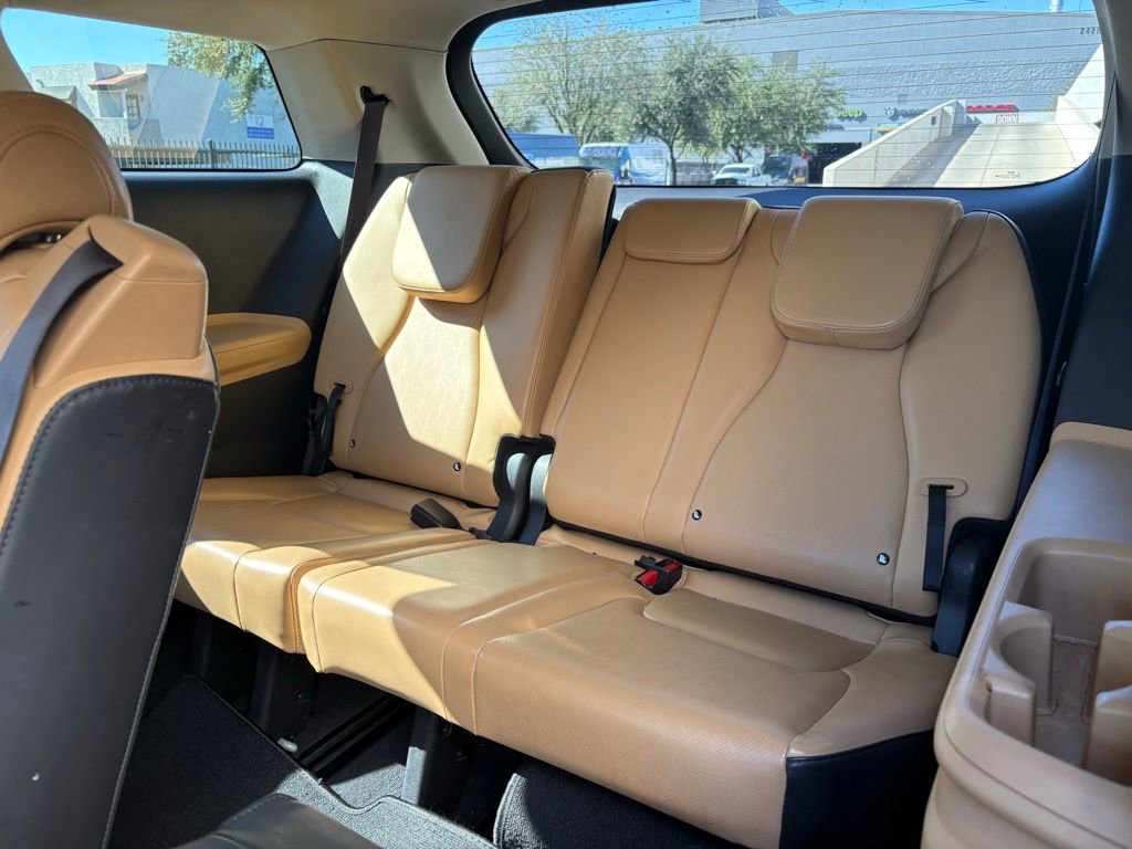 Used 2022 Kia Carnival LX image 13