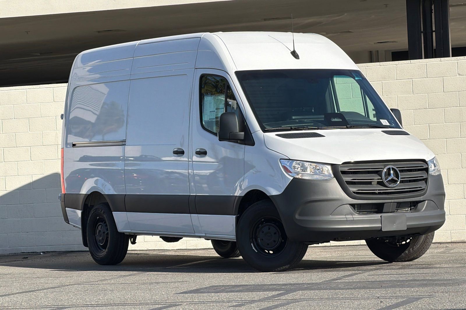 New 2025 Mercedes-Benz Sprinter 2500 image 2