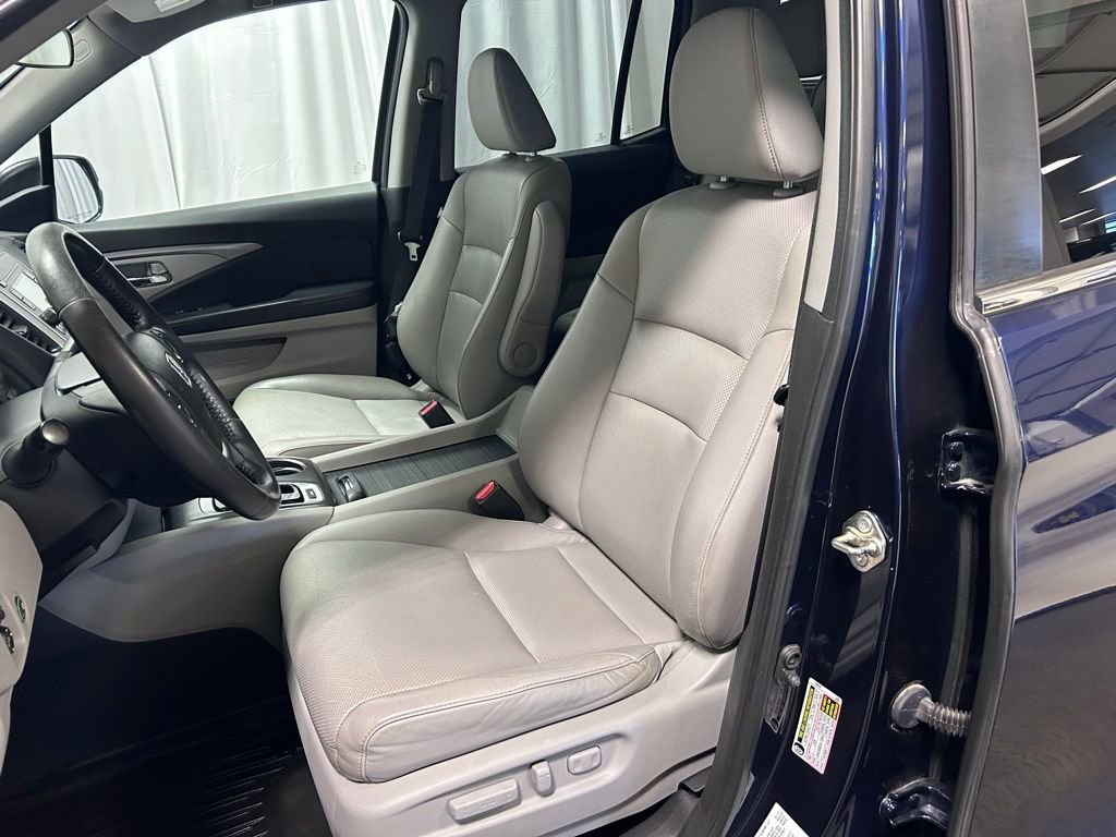 Used 2017 Honda Ridgeline RTL image 8