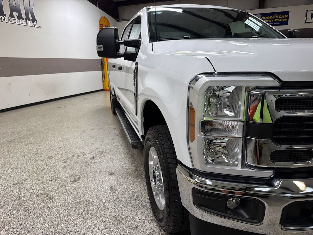 Used 2025 Ford F250 XLT AWD/4WD image 14