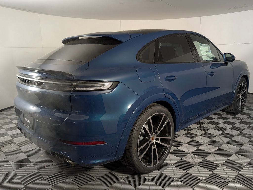 New 2026 Porsche Cayenne GTS image 7