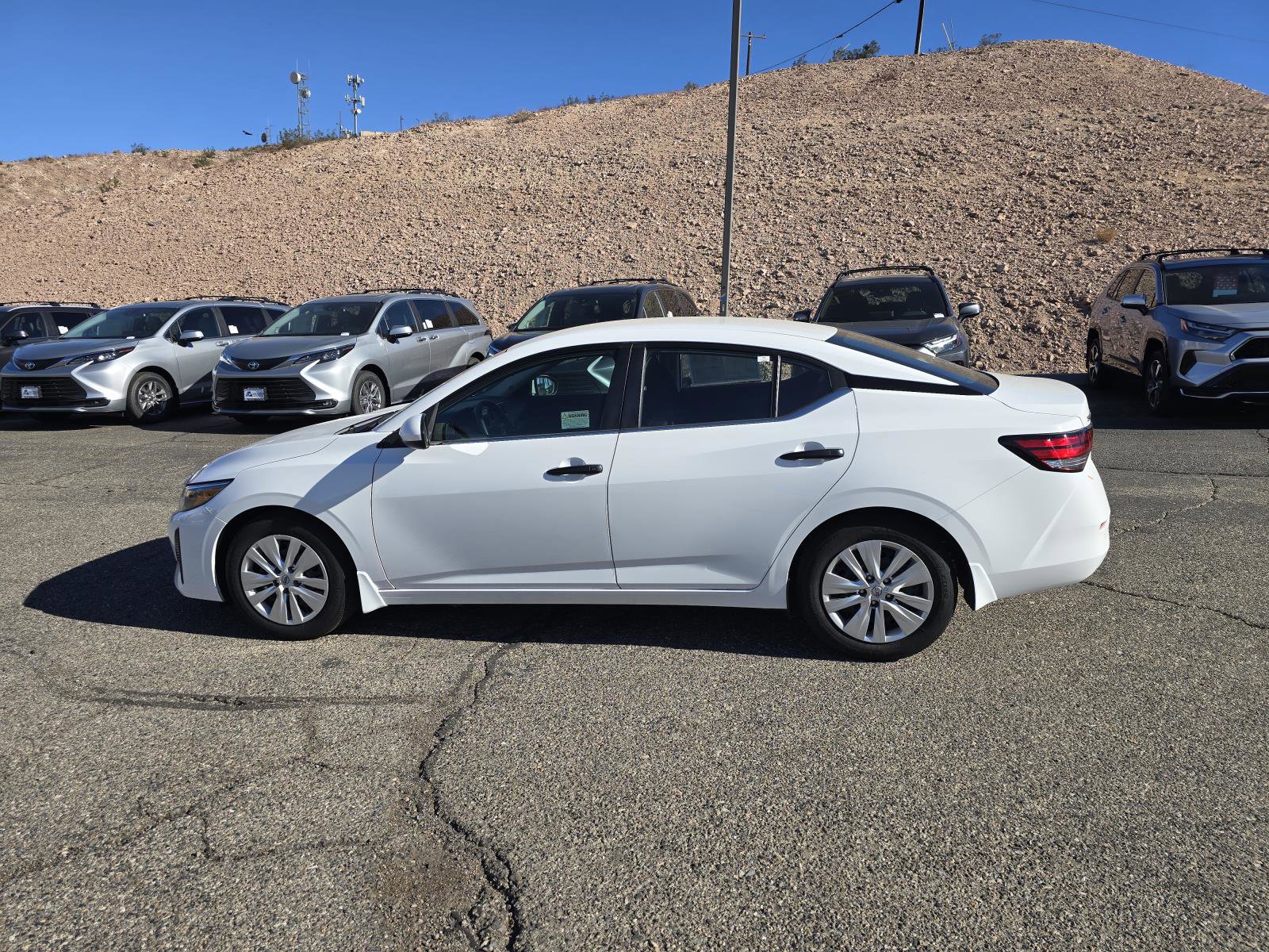 Used 2025 Nissan Sentra S w/ Lighting Package image 8