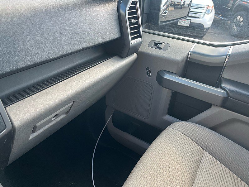 Used 2018 Ford F150 XLT w/ Equipment Group 302A Luxury AWD/4WD image 16