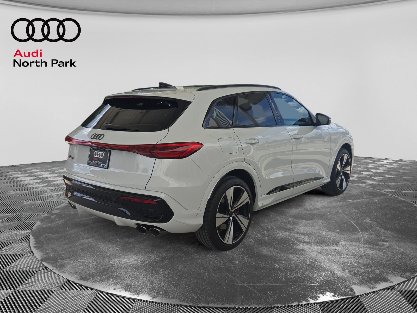Used 2026 Audi SQ5 Premium Plus AWD/4WD image 5